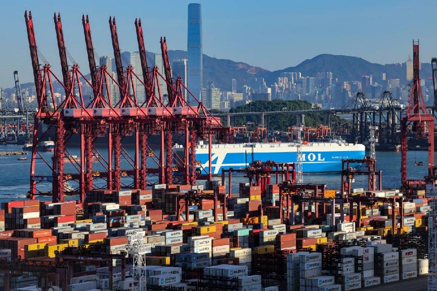 Climate change: Hong Kong’s shipping sector ‘slow to the game’ with its environmental efforts, says industry body