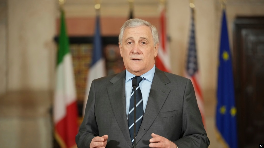 Italian Foreign Minister visits Syria and calls on Europe to review sanctions